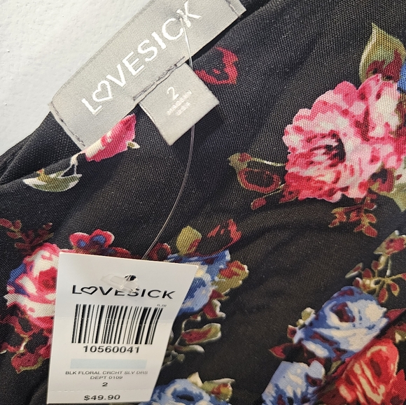 Lovesick Black Floral Crochet sleeve dress - plus size 2 - Picture 2 of 6
